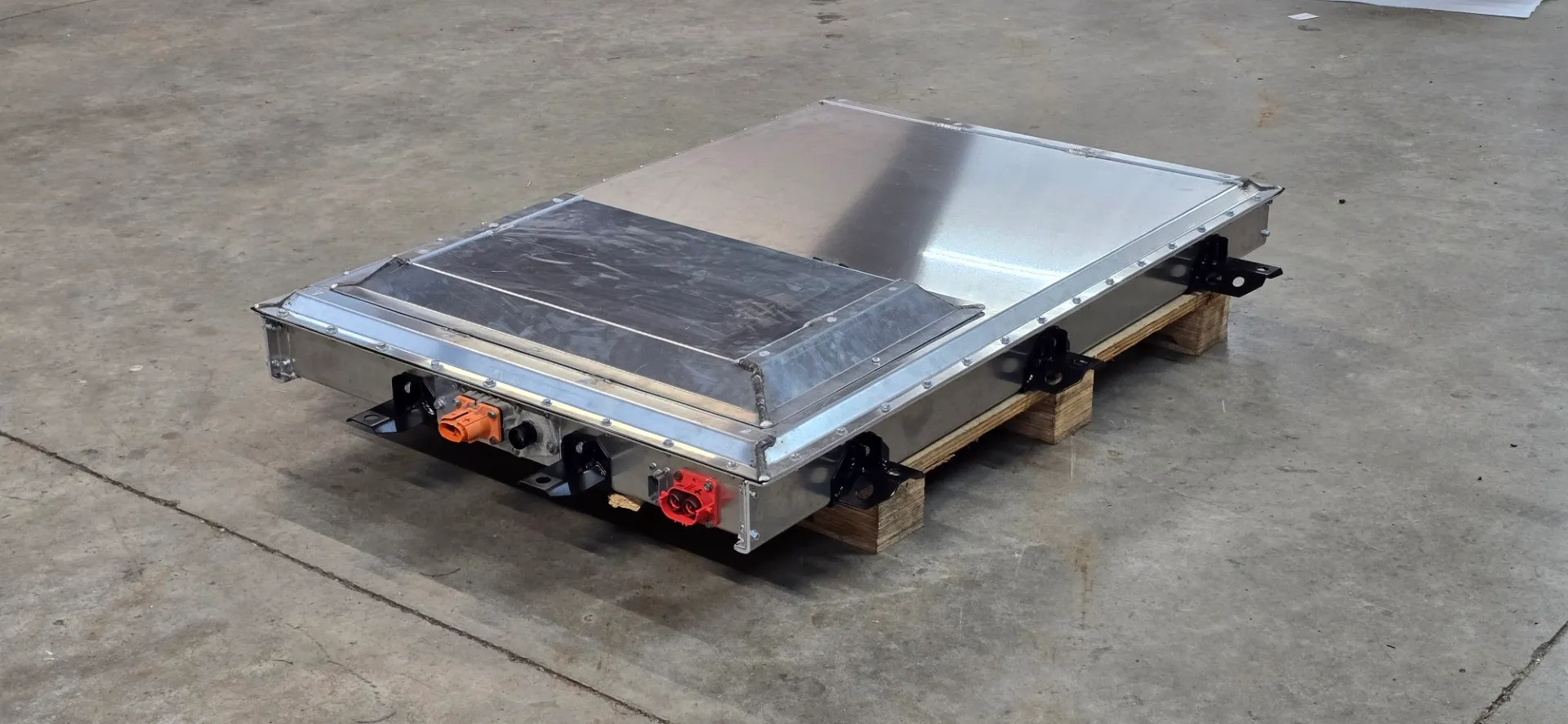 ECVS 52kWh Leaf upgrade prototype